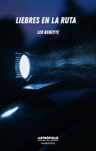 Liebres en la ruta