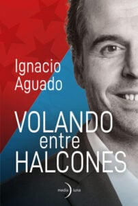 Volando entre halcones